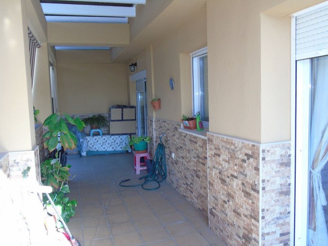 Penthouse avec 4 Chambres  à Mijas