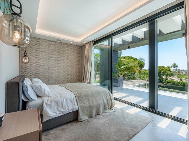 4 Schlafzimmer Villa in Nueva Andalucía