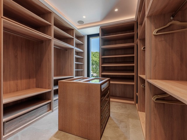 4 Schlafzimmer Villa in Nueva Andalucía