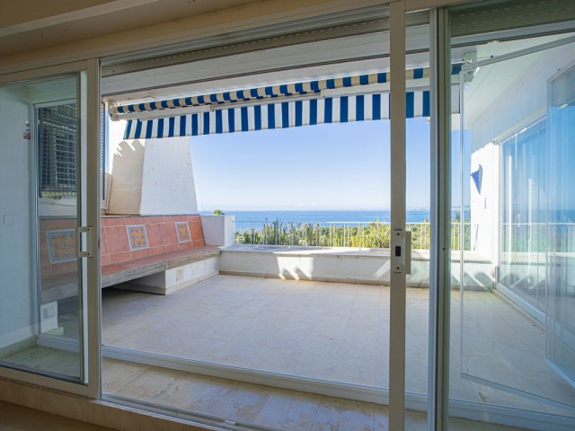 Penthouse avec 3 Chambres  à Río Real