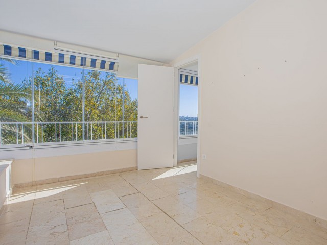 Penthouse avec 3 Chambres  à Río Real