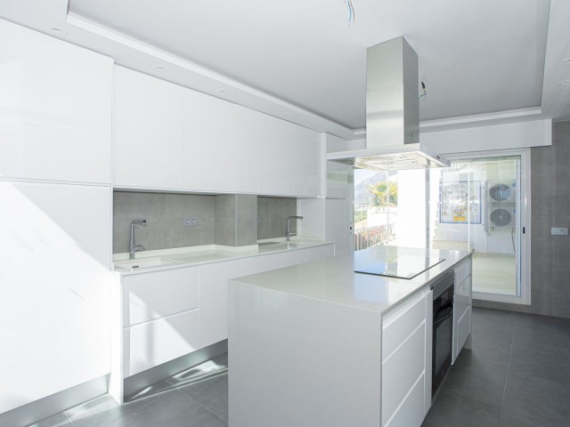 Penthouse avec 3 Chambres  à Río Real