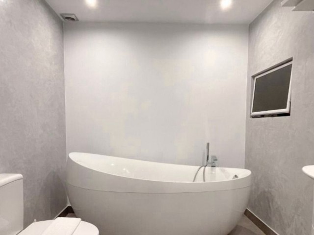 2 Schlafzimmer Apartment in Aloha