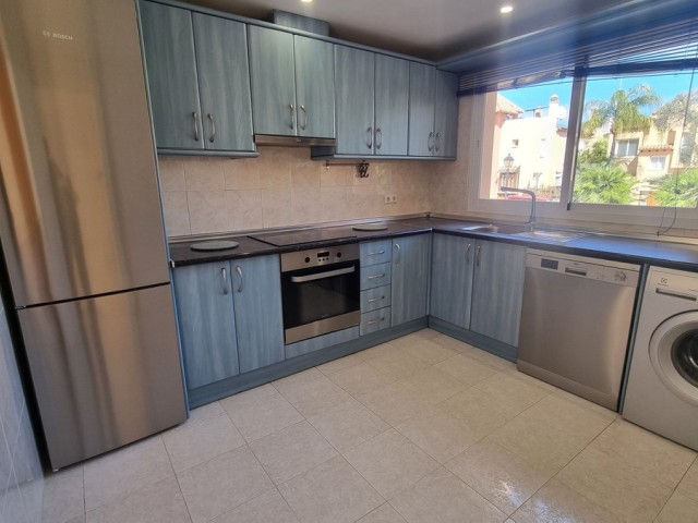 3 Bedrooms Townhouse in Nueva Andalucía