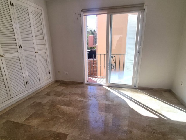 3 Bedrooms Townhouse in Nueva Andalucía