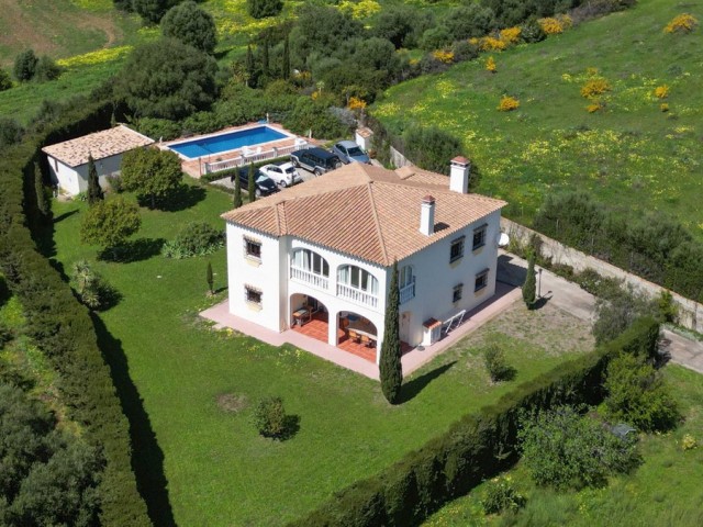 4 Schlafzimmer Villa in Estepona