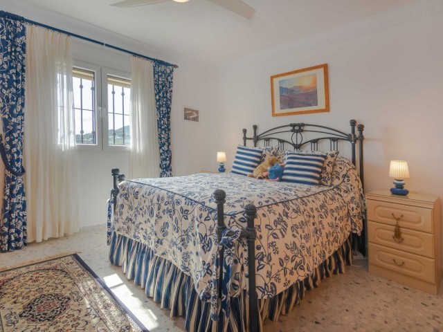 4 Schlafzimmer Villa in Estepona