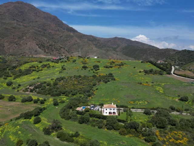 4 Schlafzimmer Villa in Estepona