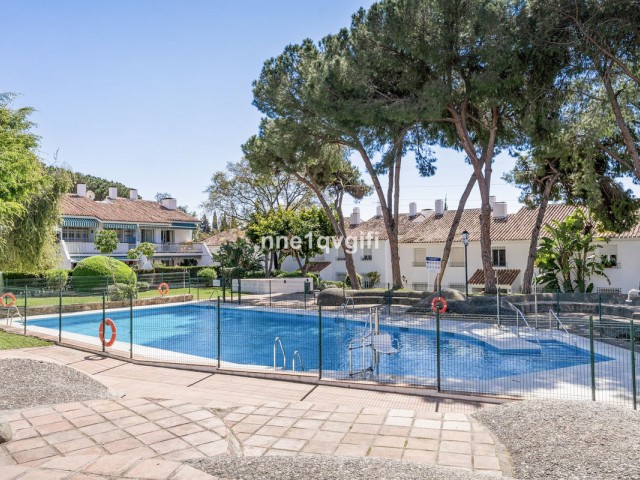 Apartment, Nagüeles, R5346592