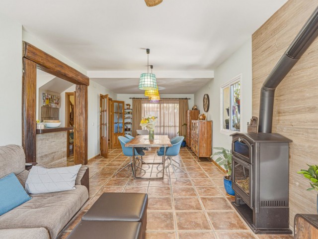 Maison mitoyenne, Las Lagunas, R5347297