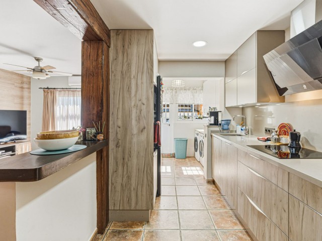 Maison mitoyenne, Las Lagunas, R5347297