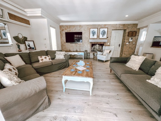 5 Schlafzimmer Villa in Nueva Andalucía