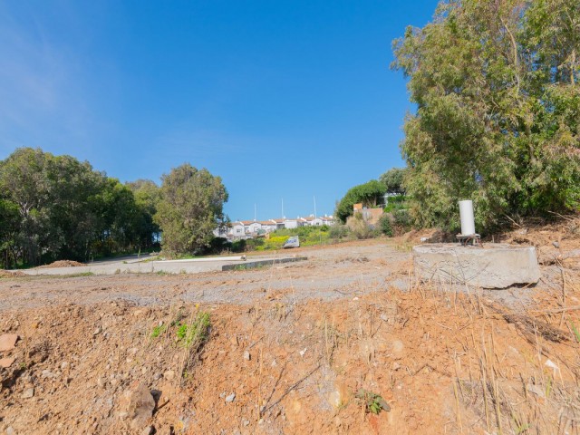  Plot in Manilva