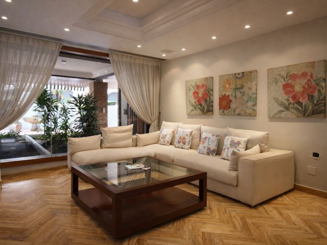 7 Soveroms Villa i Puerto Banús