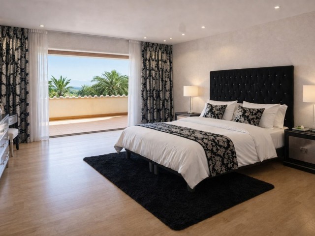 7 Soveroms Villa i Puerto Banús