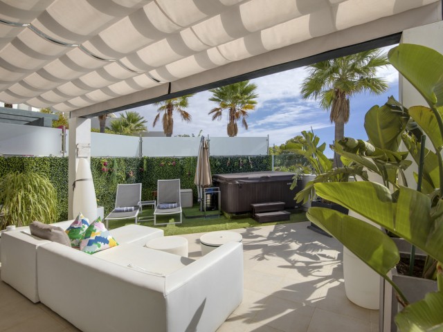 2 Bedrooms Apartment in Casares