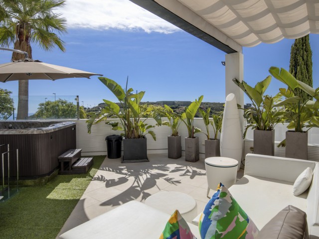 2 Bedrooms Apartment in Casares
