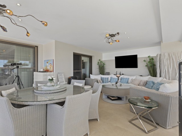 2 Bedrooms Apartment in Casares