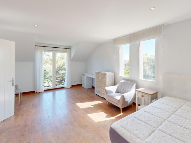 Villa avec 6 Chambres  à Sotogrande Costa