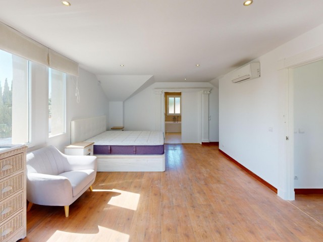 Villa avec 6 Chambres  à Sotogrande Costa