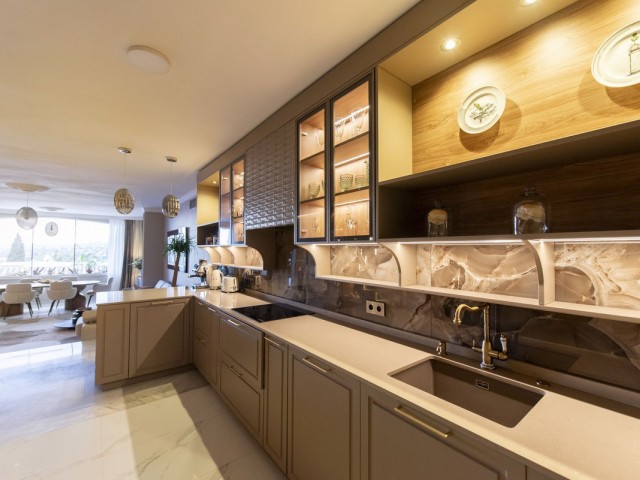 3 Bedrooms Townhouse in Nueva Andalucía