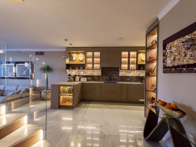 3 Bedrooms Townhouse in Nueva Andalucía