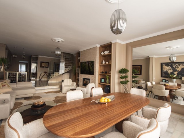 3 Bedrooms Townhouse in Nueva Andalucía