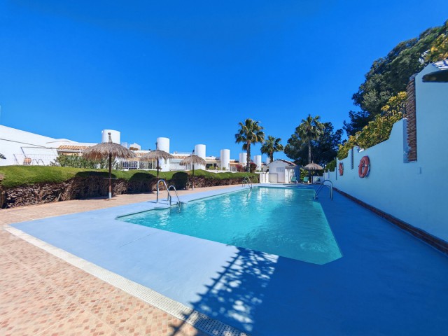5 Bedrooms Villa in Benalmadena