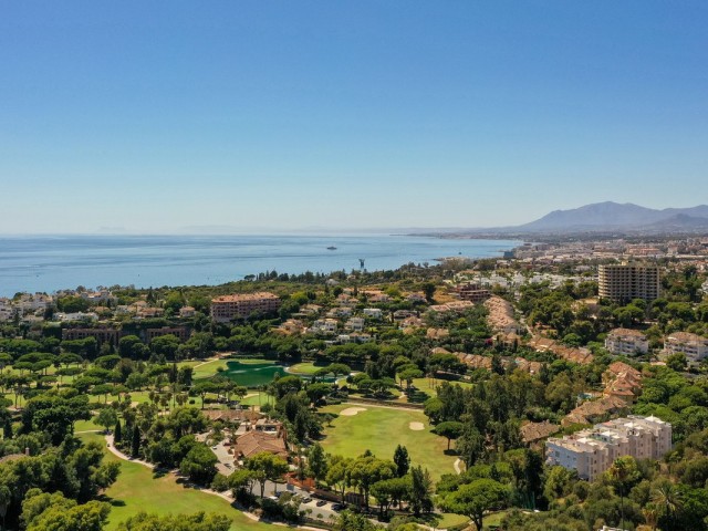 4 Bedrooms Villa in Marbella