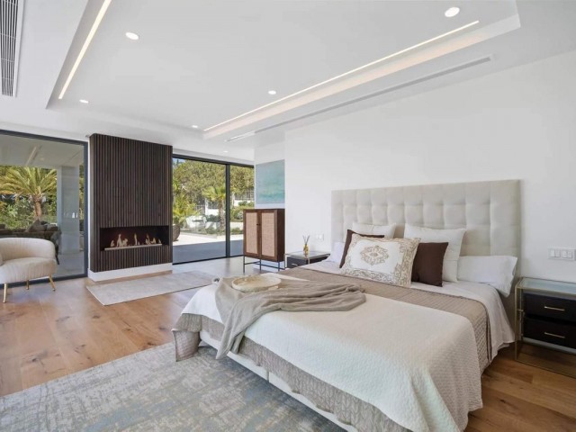 4 Bedrooms Villa in Marbella