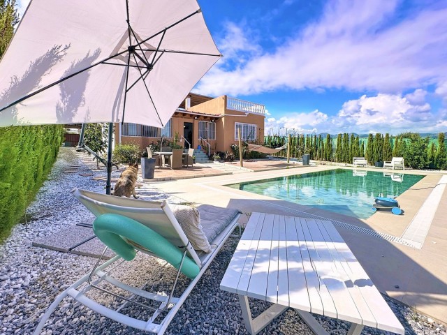 3 Schlafzimmer Villa in Estepona