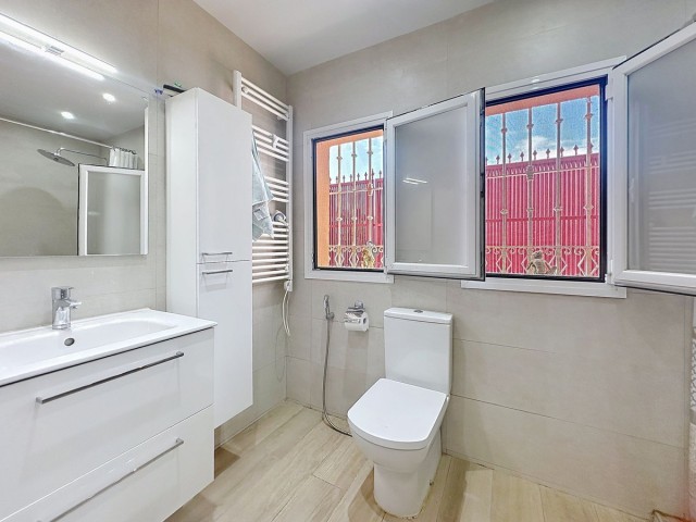 3 Schlafzimmer Villa in Estepona