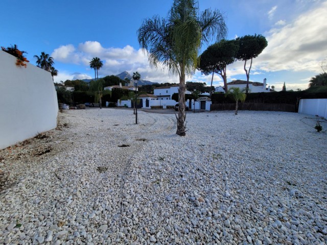  Tontti Nueva Andalucía