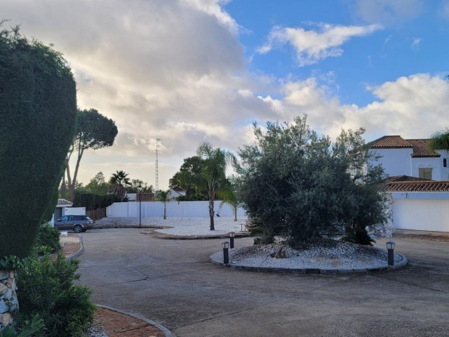  Tontti Nueva Andalucía