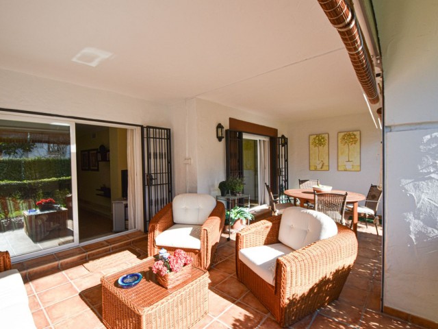 2 Bedrooms Apartment in San Pedro de Alcántara
