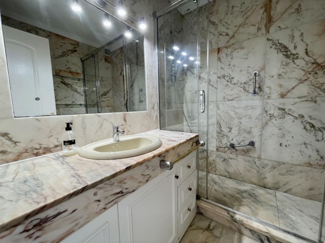 2 Bedrooms Townhouse in Calahonda