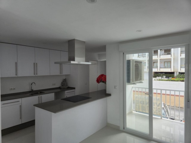 3 Bedrooms Apartment in Los Boliches