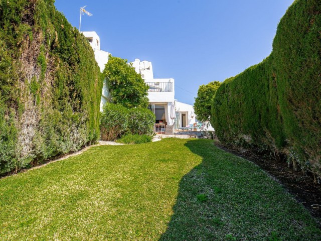 Villa con 3 Dormitorios  en Casares Playa