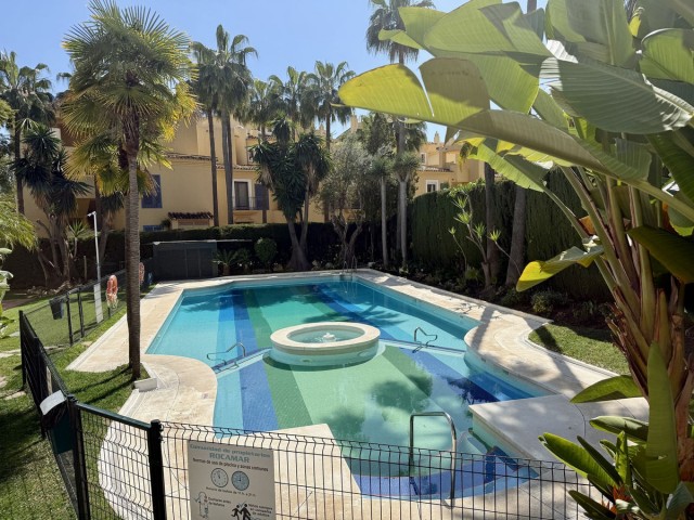 Apartment, Nagüeles, R5335522