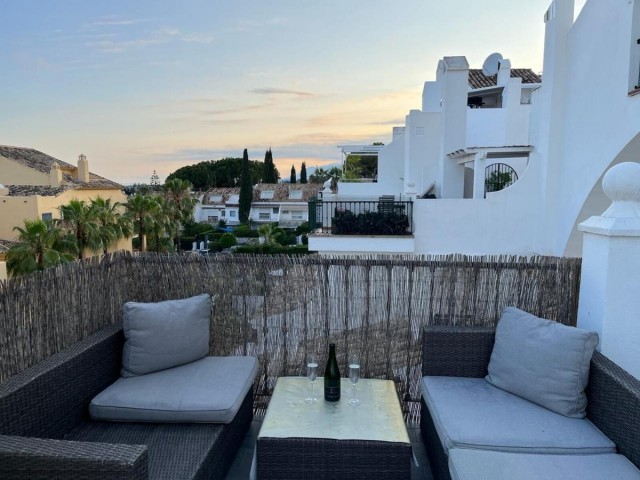 Apartment, Nagüeles, R5335522