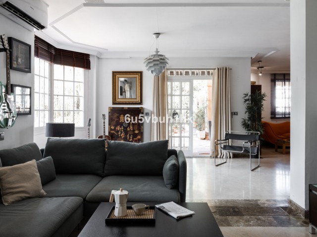 Huvila, El Coto, R5350081