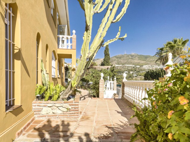 5 Schlafzimmer Villa in Torremuelle