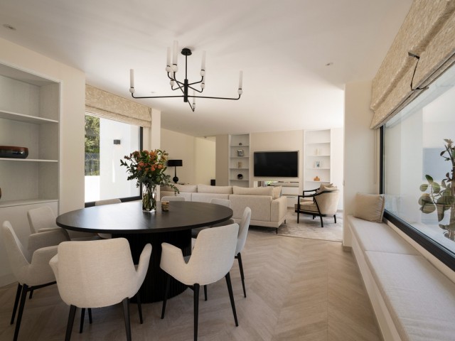 4 Schlafzimmer Villa in Las Brisas