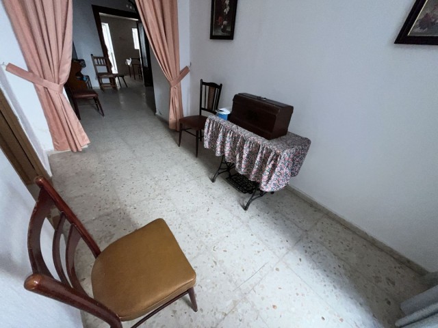 8 Bedrooms Townhouse in Estepona