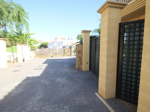 3 Bedrooms Villa in Riviera del Sol