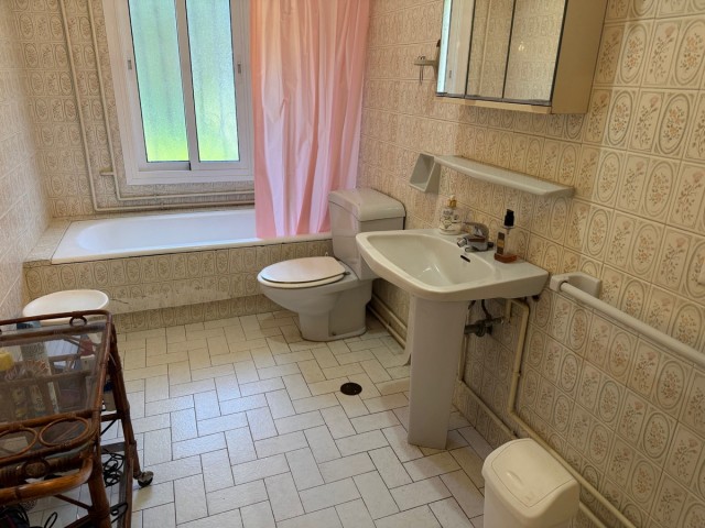 3 Soveroms Villa i Estepona