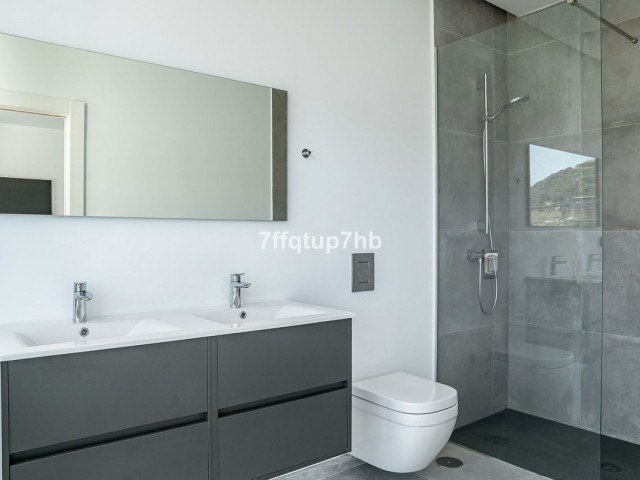 3 Slaapkamer Villa in Estepona