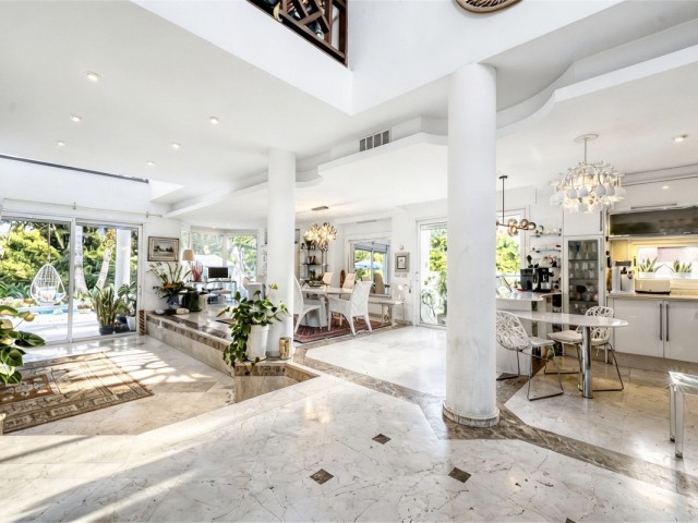 Villa avec 3 Chambres  à New Golden Mile