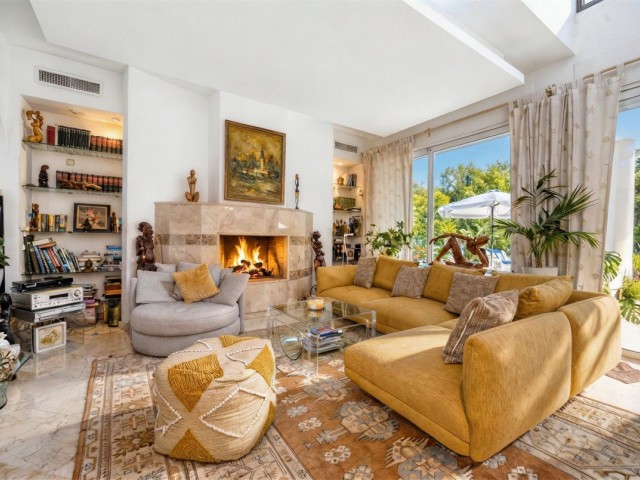 Villa avec 3 Chambres  à New Golden Mile