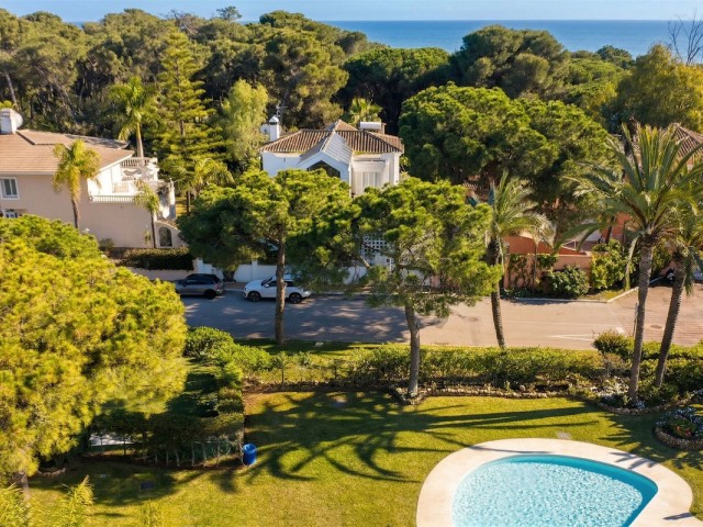 Villa avec 3 Chambres  à New Golden Mile